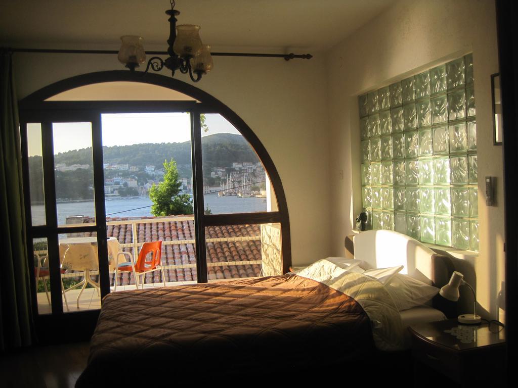 Apartments Bicanic Hvar Town Rom bilde